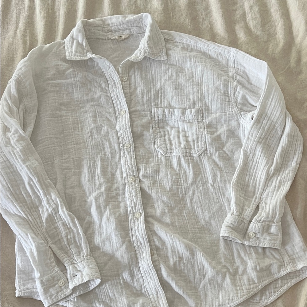 Aeropostale white button down